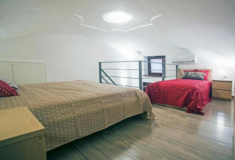 住宿加早餐  Sirene Holiday