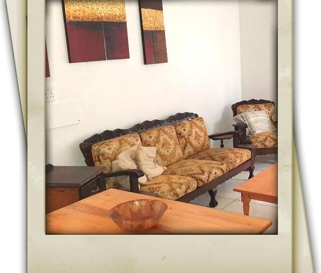 Bed & Breakfast Sky Blew Tattoo Studio