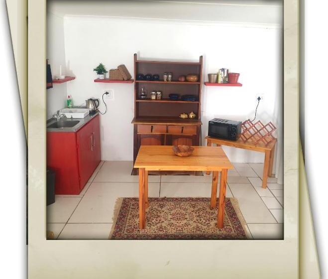 Bed & Breakfast Sky Blew Tattoo Studio