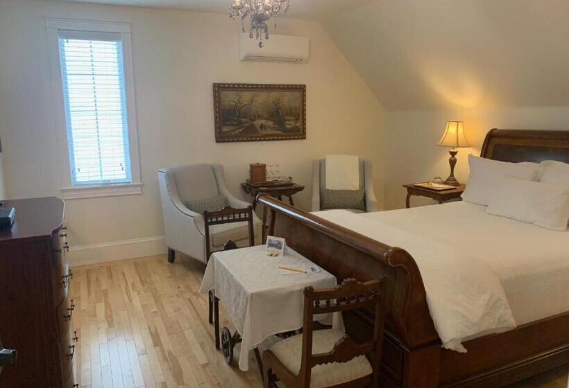 مبيت وإفطار The Red House Fredericton