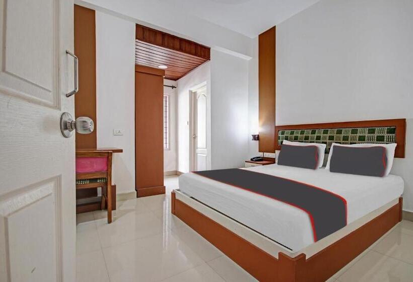 Collection O 81198 Maqintosh Hotel Thekkady