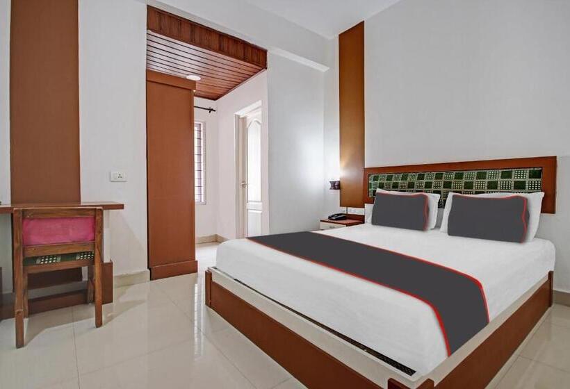 Collection O 81198 Maqintosh Hotel Thekkady