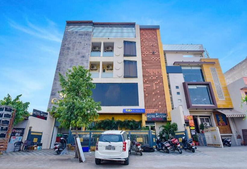 Fabhotel My Stay Sirvi Inn