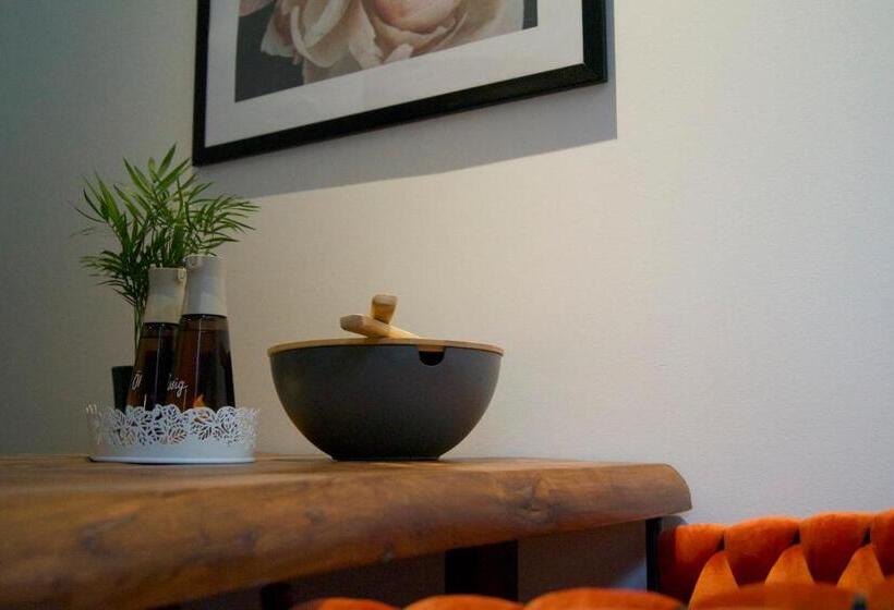 Boutique Hotel Greenleaf