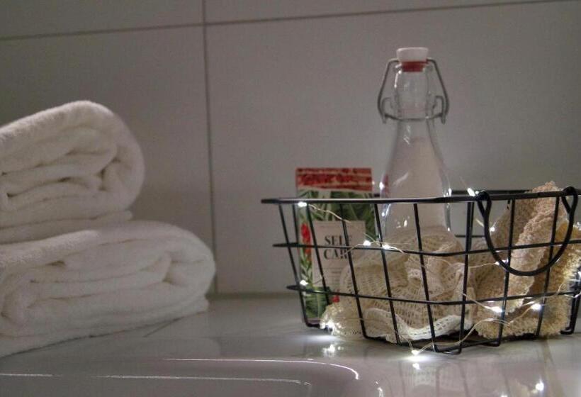 Boutique Hotel Greenleaf