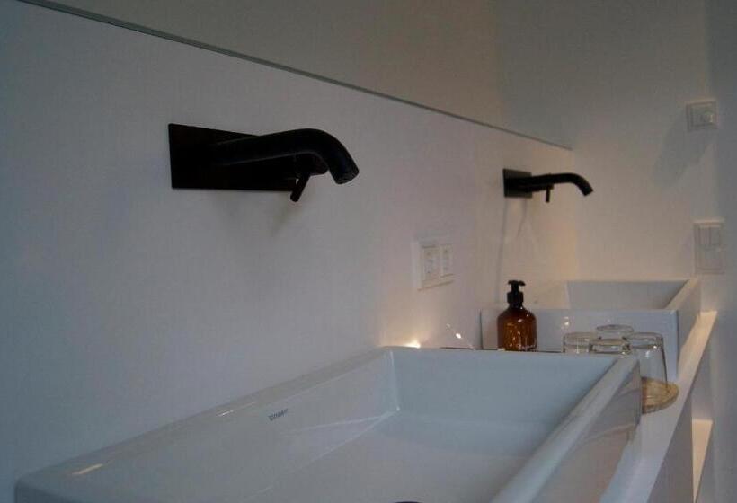 Boutique Hotel Greenleaf