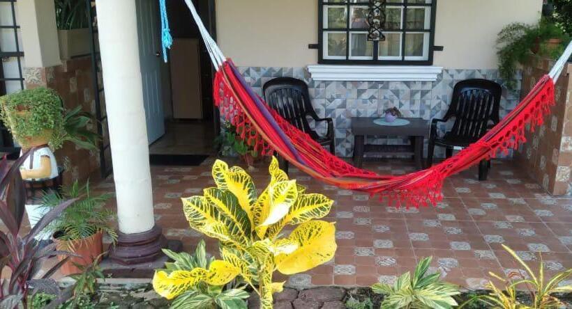 Hostal Burbujas Del Mar