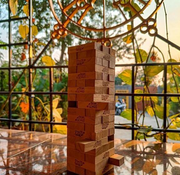 הוסטל Housetale  A Traveller S Home