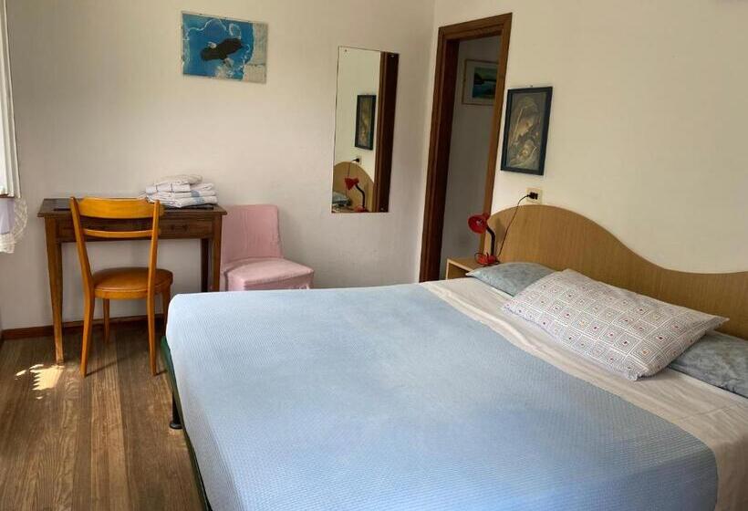 בית מלון כפרי Albergo Rifugio Cainallo