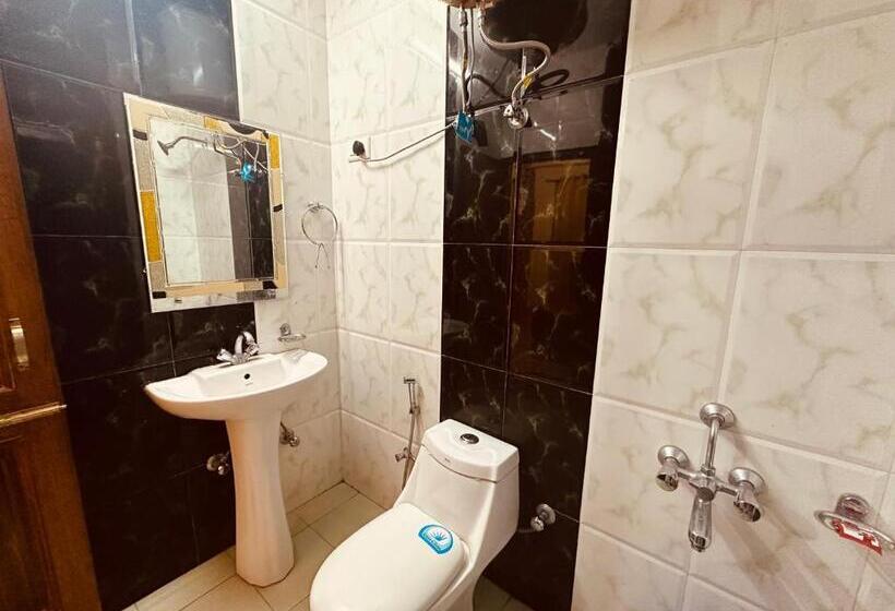 酒店 Aston Hills , Shimla