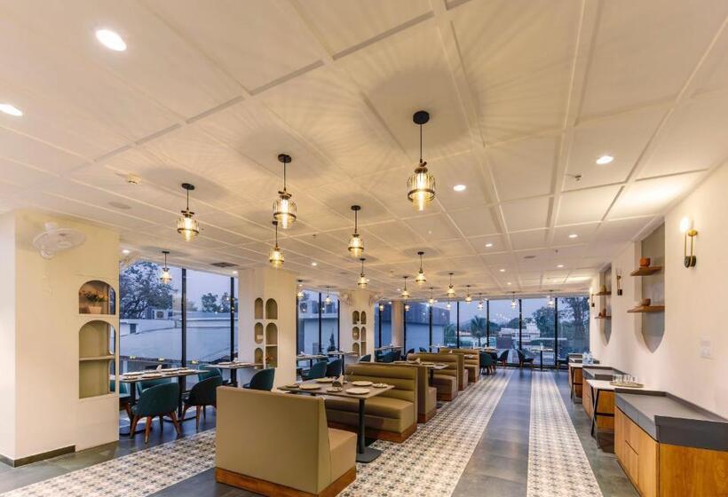 בית מלון כפרי Bafna Lawn