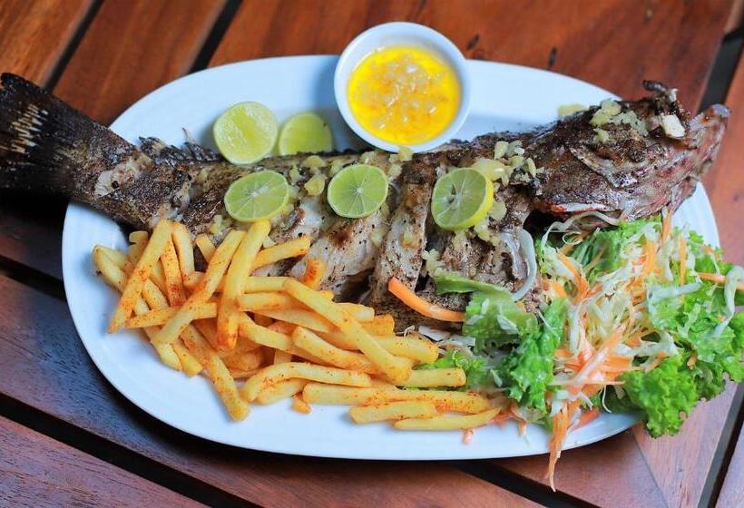 Отель Blue Whales