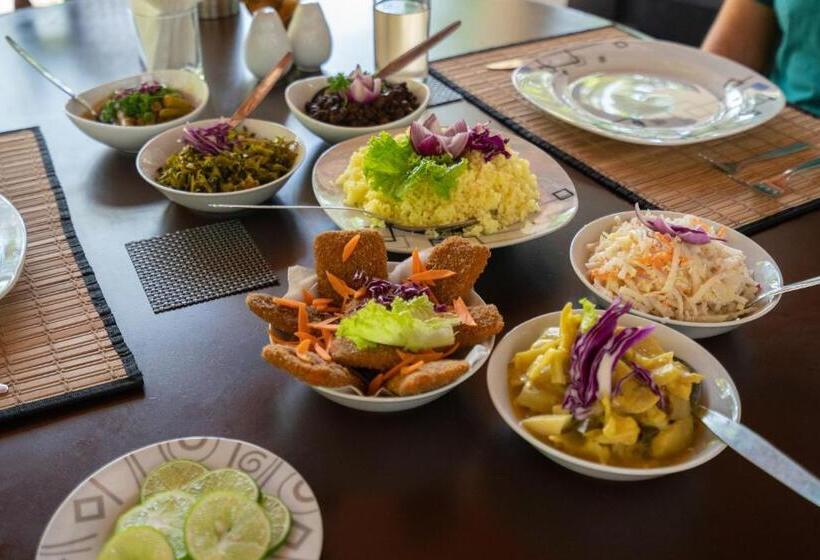 Отель Blue Whales