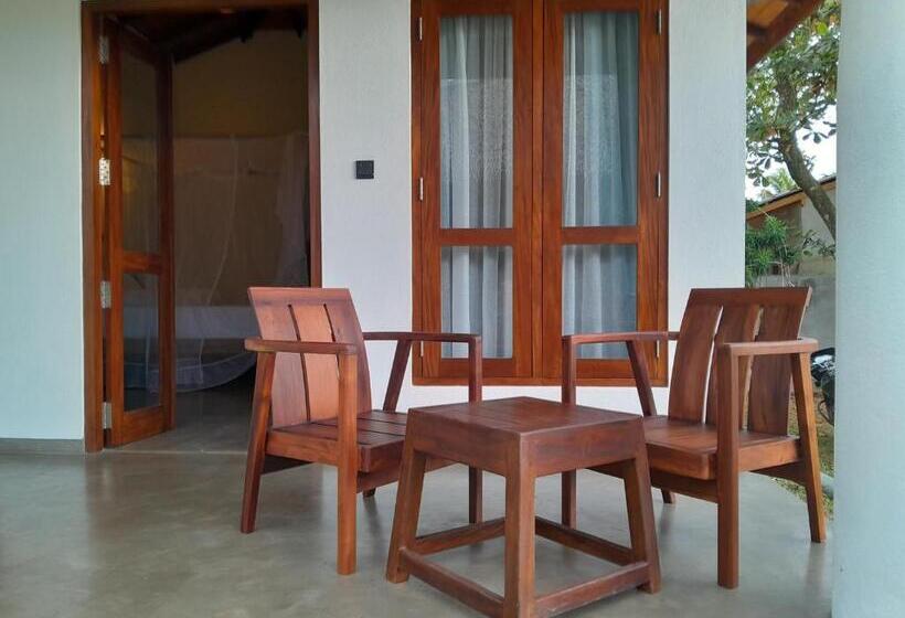 Отель Bokka Almeida