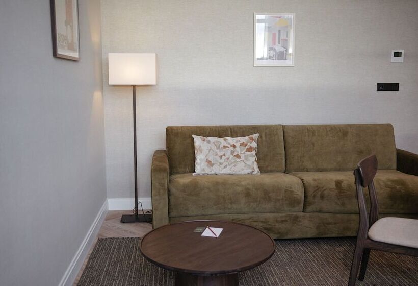 호텔 By Friso Den Haag   Scheveningen