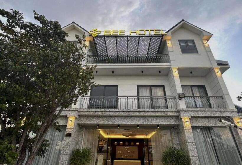 هتل Capital O 1194 Bee