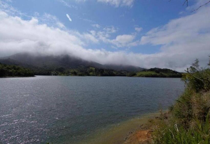 فندق Capivari Ecoresort Residence