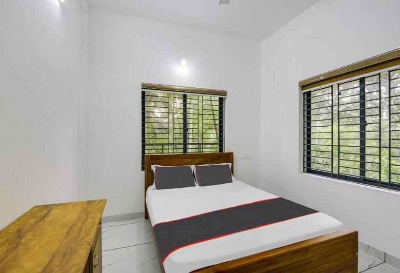 ホテル Collection O 81284 Deluxe Residency