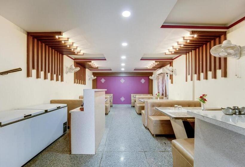 Отель Collection O Gitanjali & Restaurant