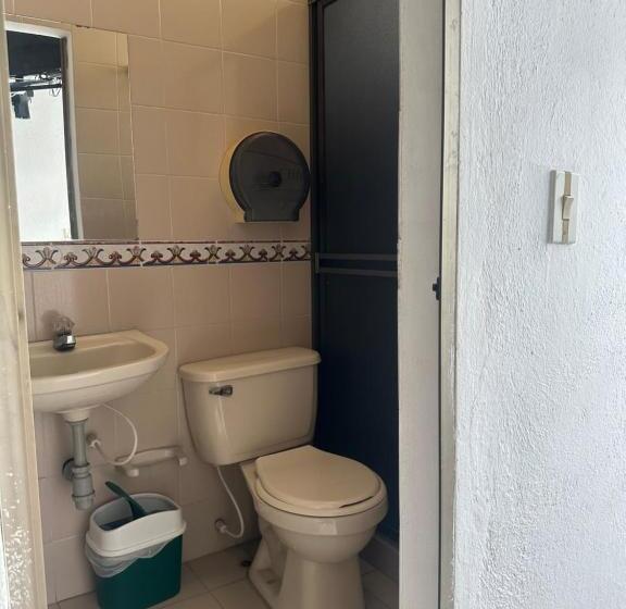 胶囊酒店 El Descanso