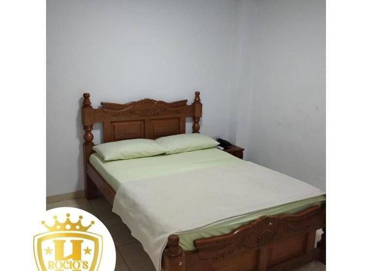 מלון כמוסות Rocios