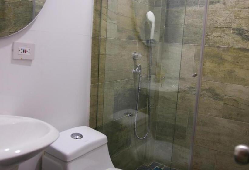 בית מלון כפרי Faleg World