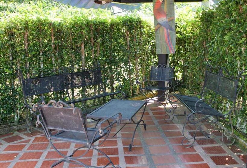 هتل Finca Villa Yuliana