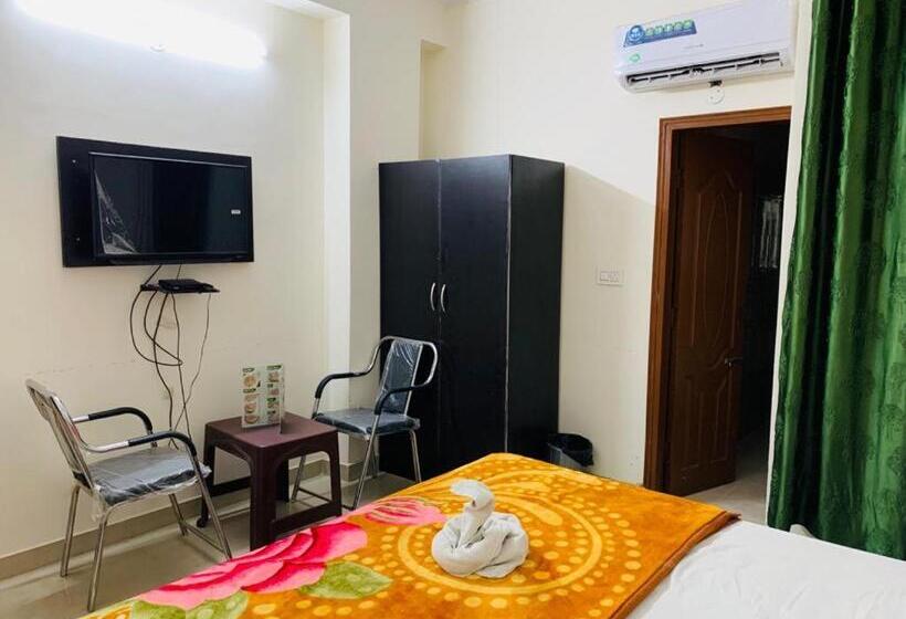 בית מלון כפרי Gr 11