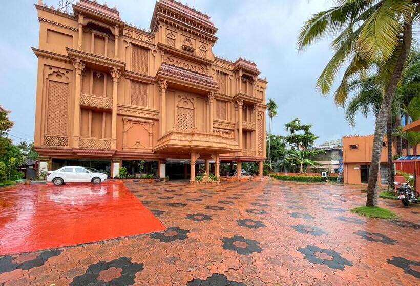 酒店 Haveli Backwater Resort