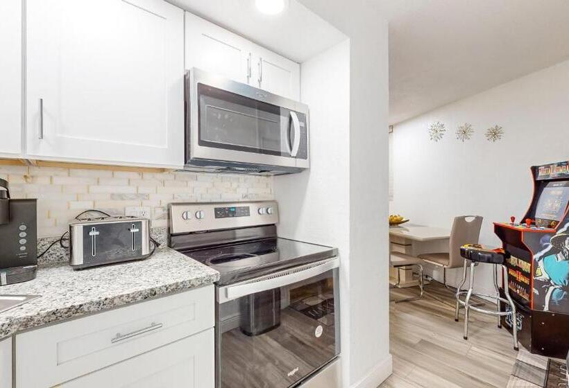 فندق Hawaiian Inn 431