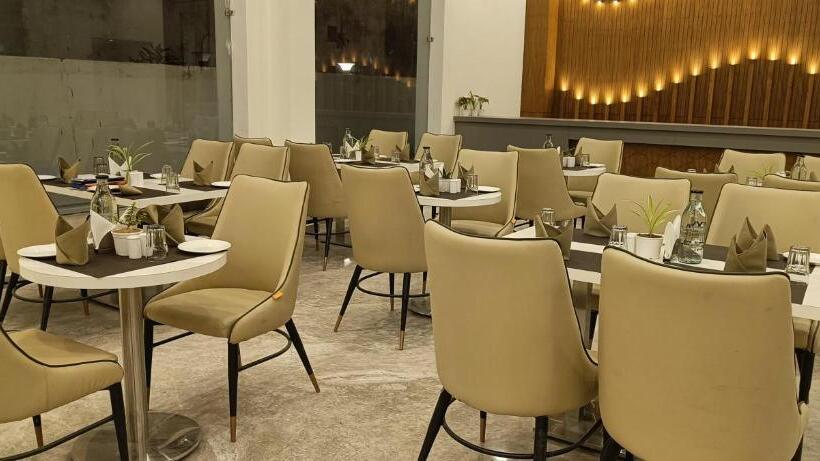 فندق Hhw Buddha Lineage