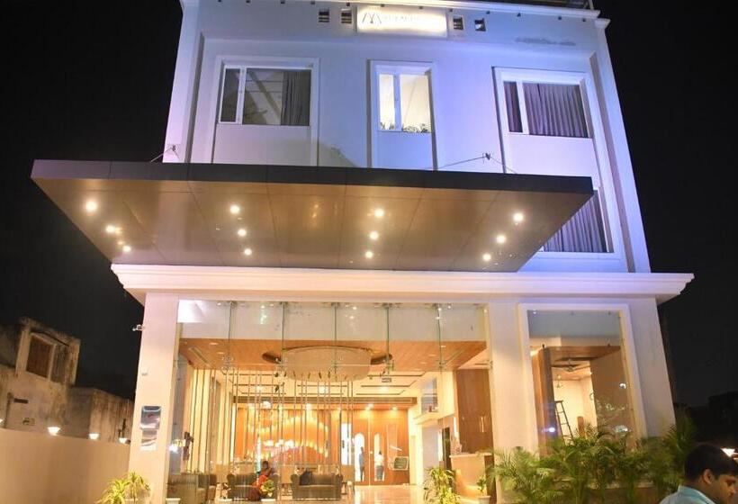 فندق Hhw Buddha Lineage