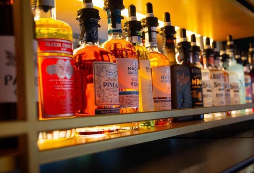 호텔 Hôtel De La Cité