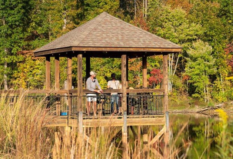 ホテル Juneberry Ridge