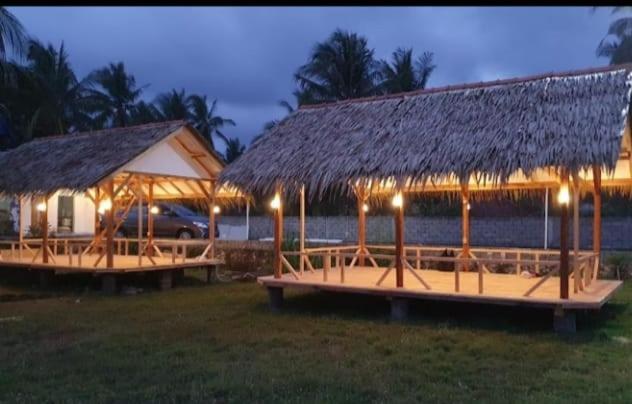 ホテル Kirai House Pantai Madasari Beach Front View