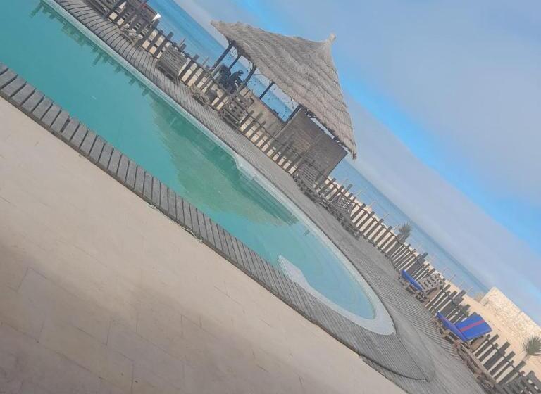 ホテル La Merveiille Guest House