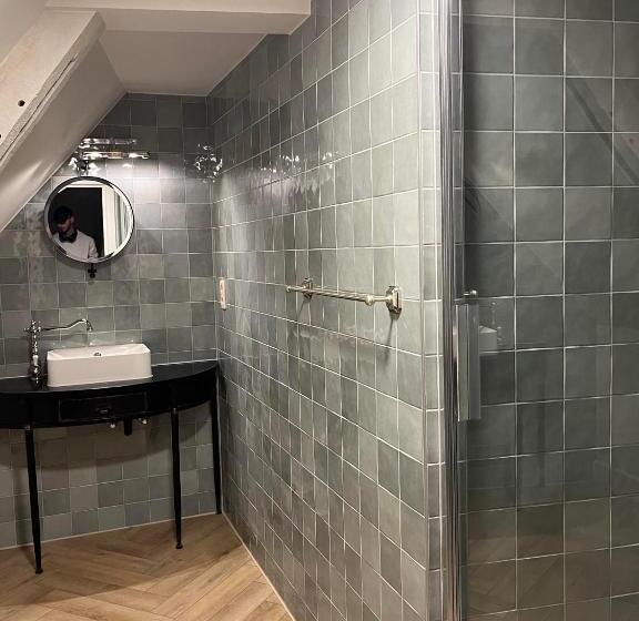 בית מלון כפרי Le Vieux Cèdre Grand Place