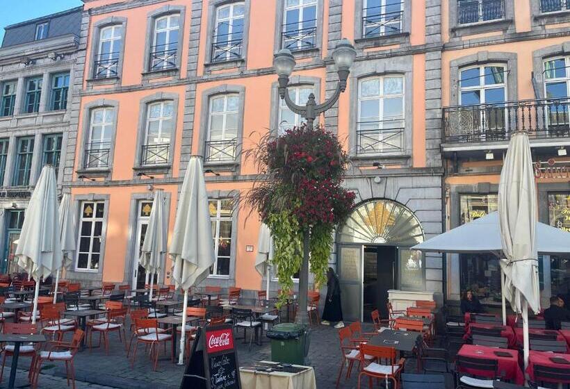 בית מלון כפרי Le Vieux Cèdre Grand Place