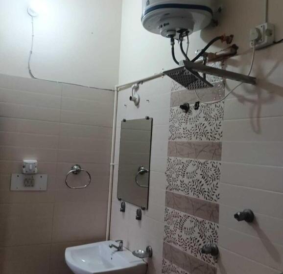 ホテル Oyo 81343 Palm Guest House