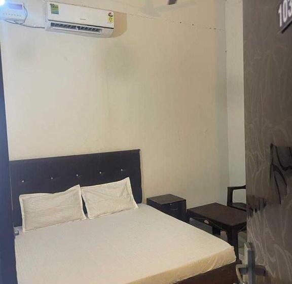 Hotel Oyo 81348 Hare Krishna Oyo