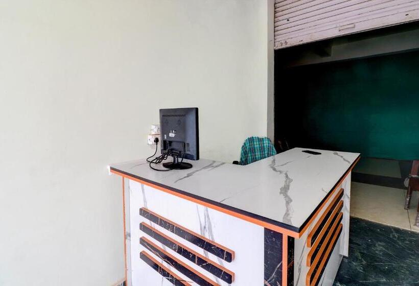 ホテル Oyo 81438 Mannat Guest House