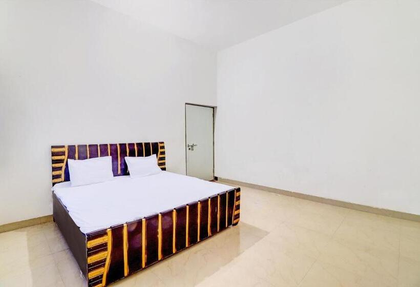 ホテル Oyo 81438 Mannat Guest House