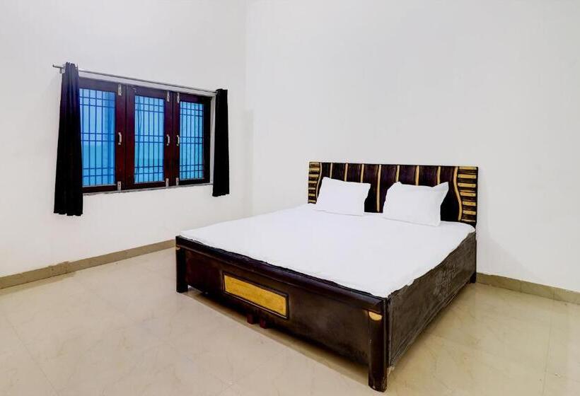 ホテル Oyo 81438 Mannat Guest House