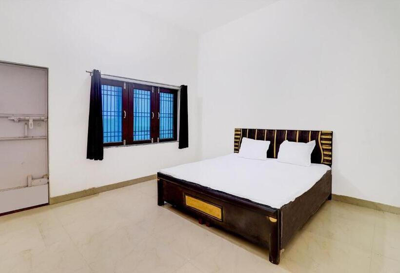 ホテル Oyo 81438 Mannat Guest House