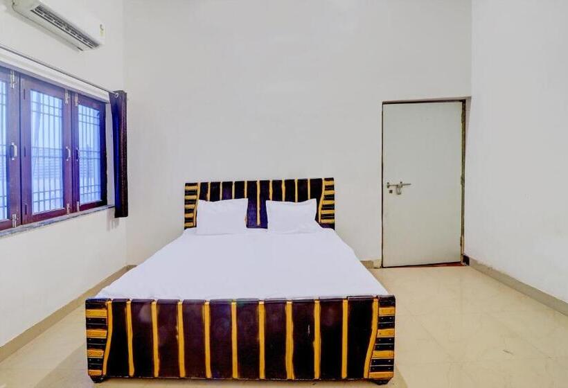 ホテル Oyo 81438 Mannat Guest House