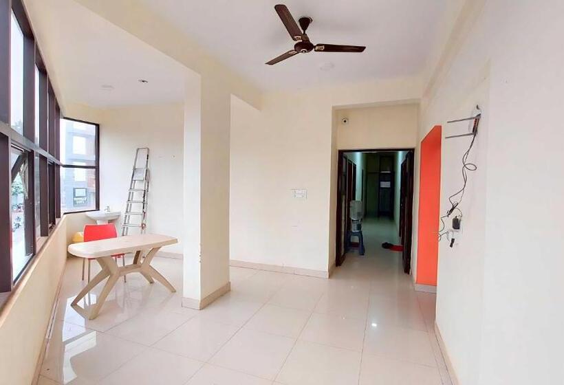 בית מלון כפרי Oyo Aafa Garden Restaurant And Lodge