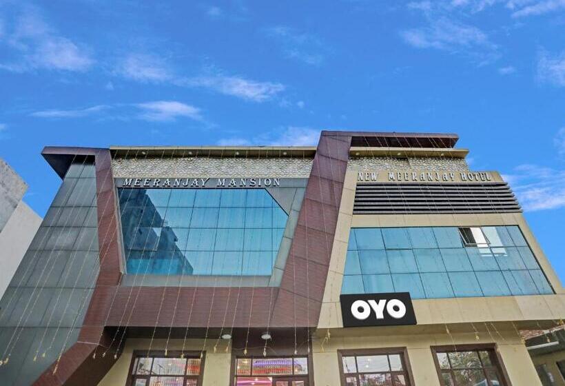 Отель Oyo Flagship 81203 New Meeranjay Mansion