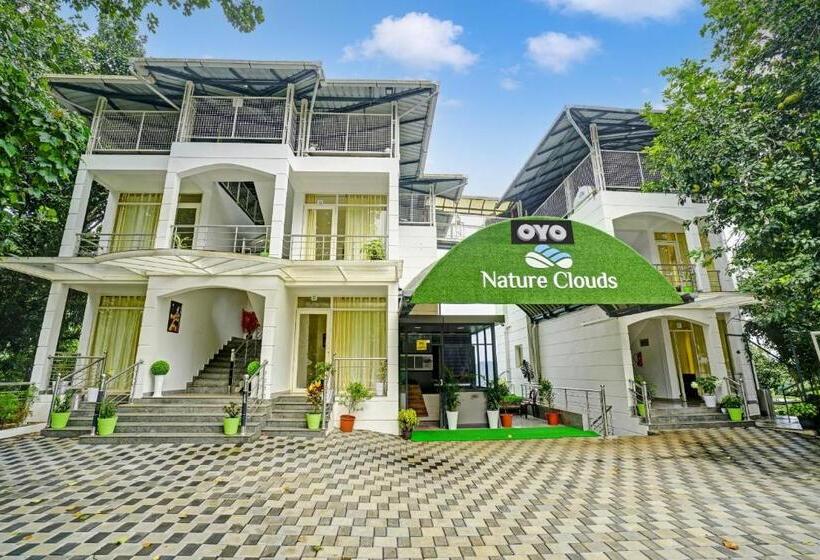 فندق Oyo Flagship 81260 Star Lights