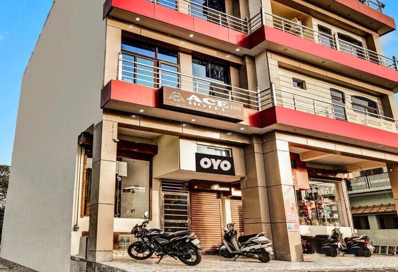 ホテル Oyo Flagship Ace Inn