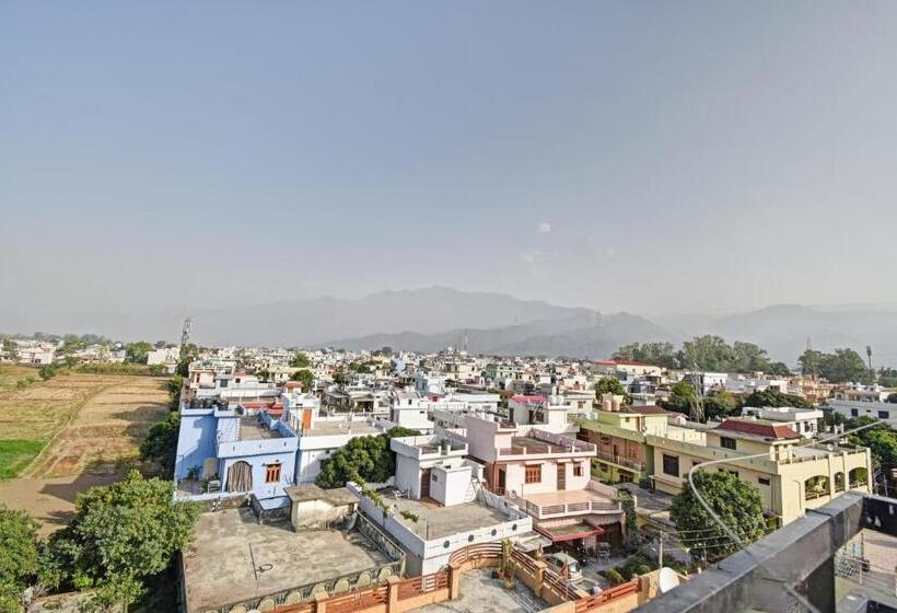 ホテル Oyo Flagship Ace Inn